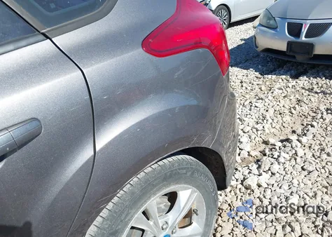 2013 Ford Focus Se из США, поврежденный, VIN 1FADP3K26DL238037